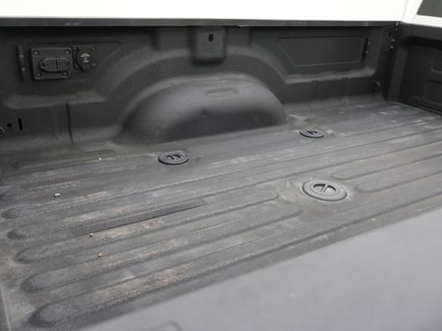 Used 2024 RAM 3500 Big Horn w/ Sport Appearance Package image 5