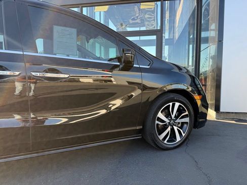 Used 2019 Honda Odyssey Elite image 15