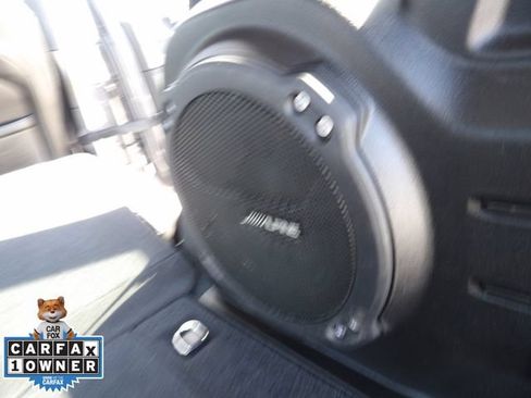 Used 2022 Jeep Wrangler Unlimited Sahara AWD/4WD image 32