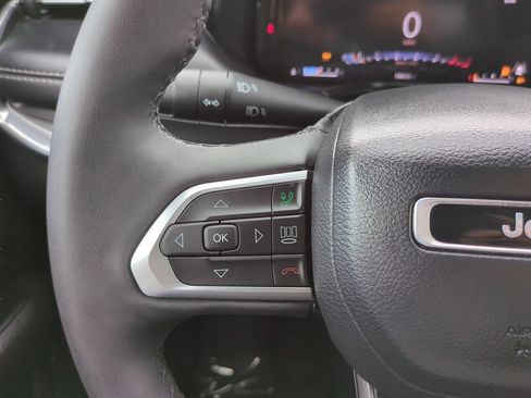 Used 2023 Jeep Compass High Altitude AWD/4WD image 21