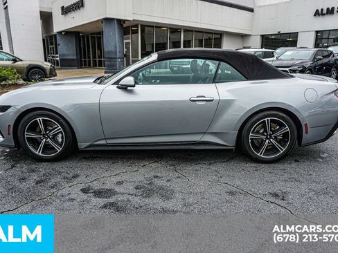 Used 2025 Ford Mustang Premium RWD image 6