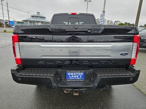 Used 2017 Ford F350 Platinum w/ Platinum Ultimate Package image 4