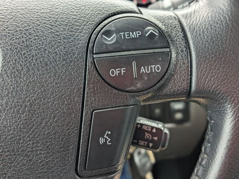 Used 2013 Toyota Sequoia Limited image 23