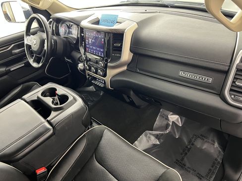 Used 2020 RAM 1500 Laramie AWD/4WD image 24