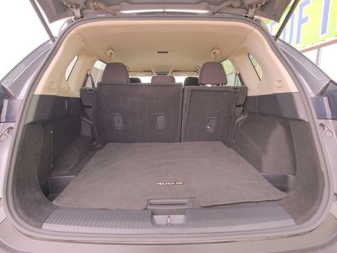 Used 2023 Nissan Rogue SV image 23