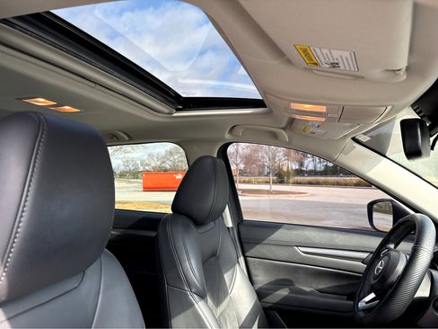 Used 2019 MAZDA CX-5 Touring image 9