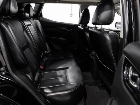 Used 2019 Nissan Rogue Sport SL w/ Premium Package image 41