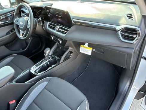 New 2026 Chevrolet TrailBlazer LT w/ Convenience Package image 26