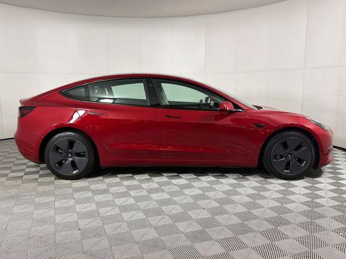 Used 2022 Tesla Model 3 Long Range AWD/4WD image 8