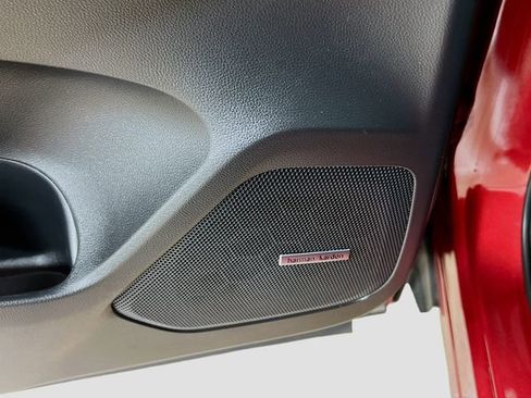 Used 2022 Subaru Ascent Limited w/ Technology Package image 27