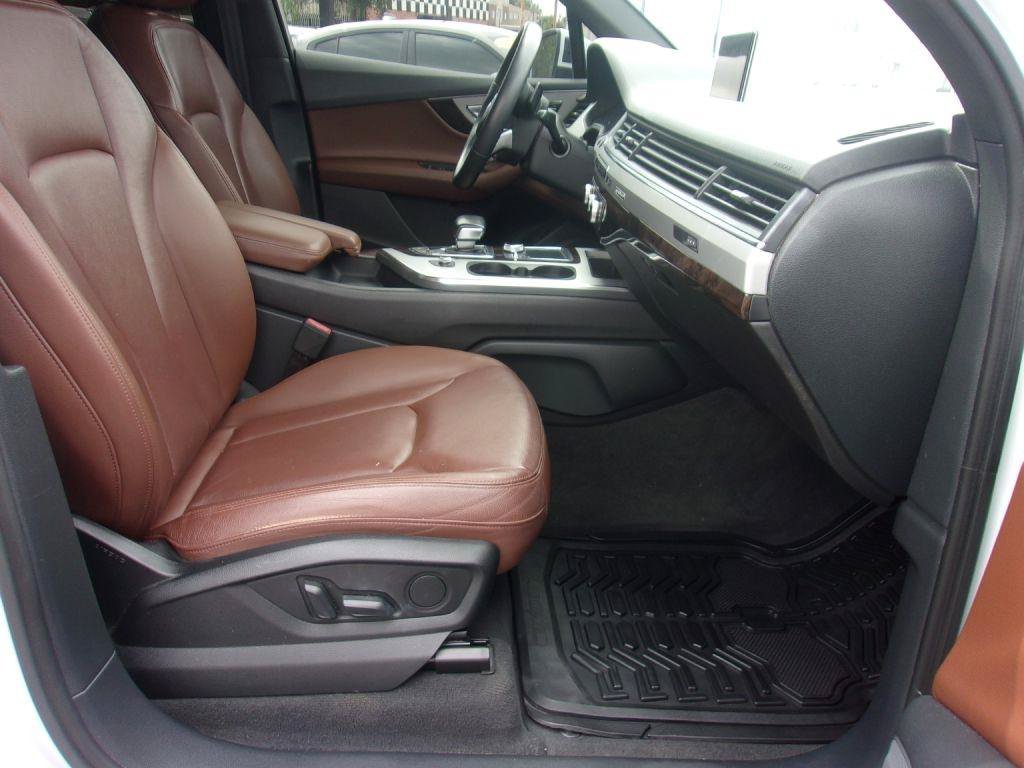 Used 2019 Audi Q7 2.0T Premium w/ Convenience Package AWD/4WD image 15