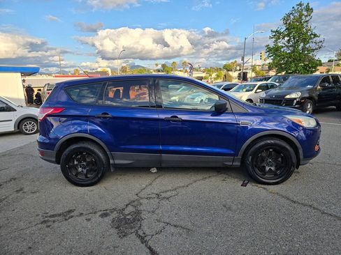 Used 2015 Ford Escape S FWD image 10