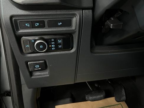 Used 2022 Ford F150 XLT w/ Equipment Group 302A High image 37