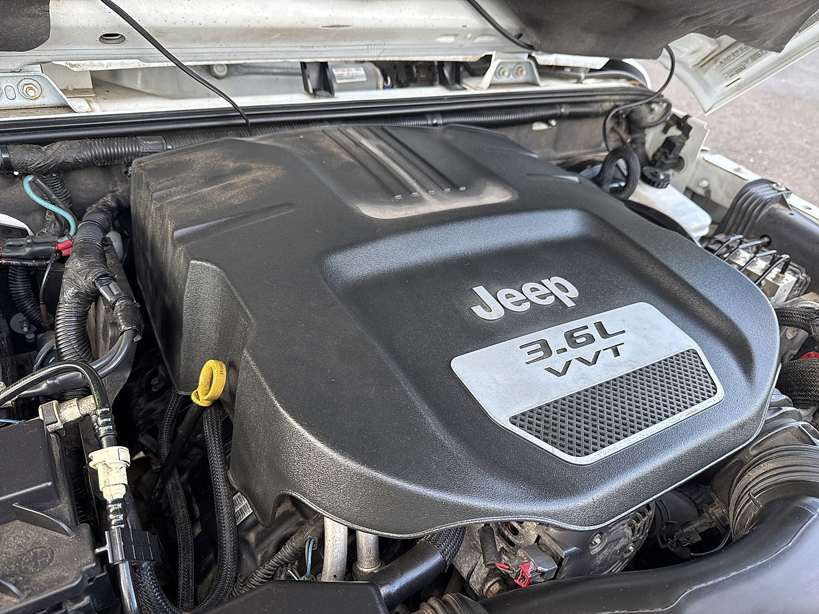 Used 2012 Jeep Wrangler Sahara AWD/4WD image 23