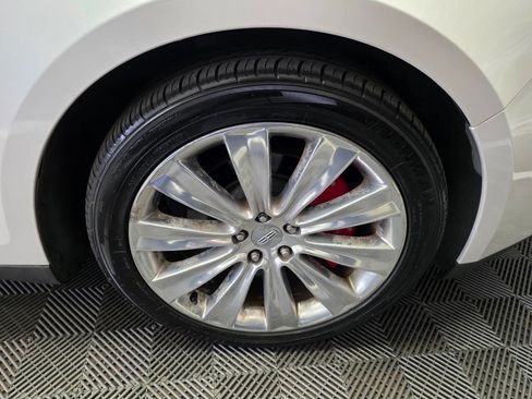 Used 2014 Lincoln MKS AWD w/ Equipment Group 201A image 39