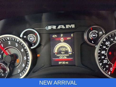 Used 2024 RAM 2500 Big Horn image 15