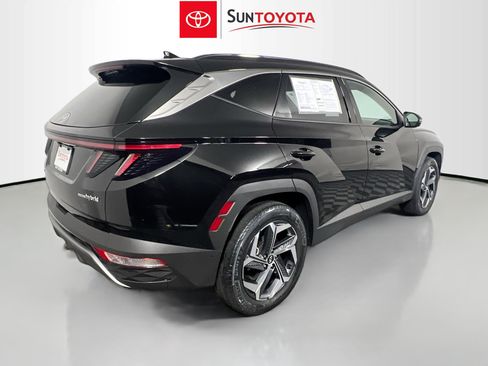 Used 2022 Hyundai Tucson Limited w/ Cargo Package AWD/4WD image 4