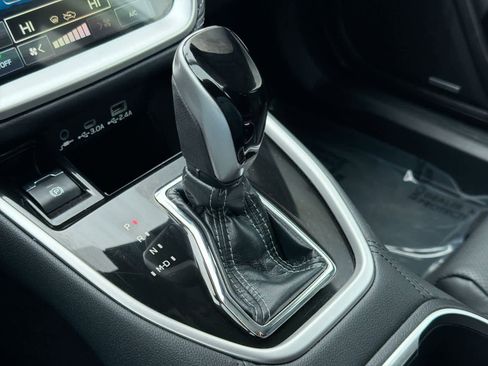 Certified 2023 Subaru Outback Limited image 32