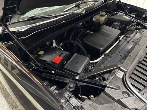 Used 2021 Chevrolet Silverado 1500 RST image 33