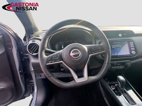 Used 2022 Nissan Kicks SR w/ Interior Electronics Package image 14