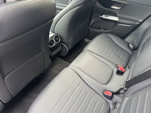 Certified 2025 Mercedes-Benz GLC 300 image 13