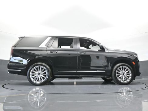 Used 2023 Cadillac Escalade Premium Luxury image 67