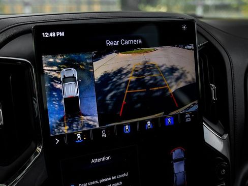 Used 2022 Chevrolet Silverado 2500 High Country w/ Safety Package II image 32