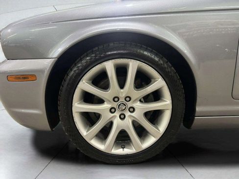Used 2008 Jaguar XJ8 RWD image 46
