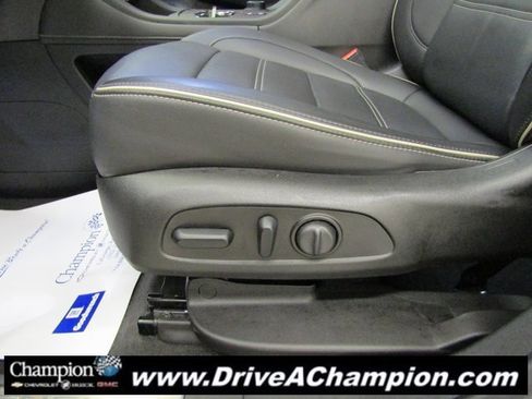 Used 2021 GMC Acadia Denali w/ Denali Ultimate Package image 34