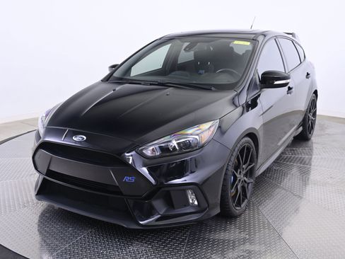 Used 2016 Ford Focus RS image 1