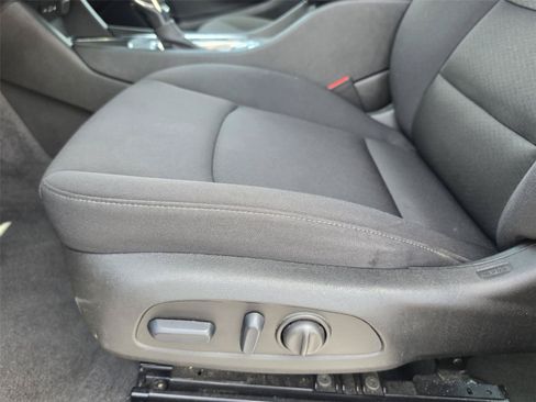 Used 2024 Chevrolet Malibu LT FWD image 17