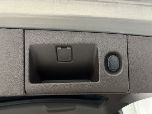 Used 2019 GMC Yukon Denali w/ Denali Ultimate Package AWD/4WD image 43