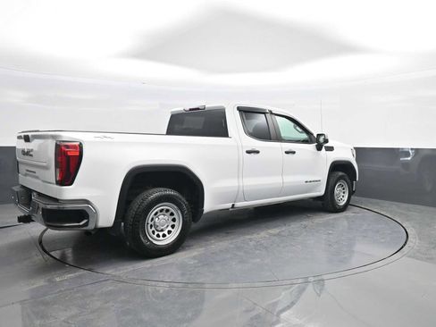 Used 2021 GMC Sierra 1500 4x4 Double Cab w/ Convenience Package image 8