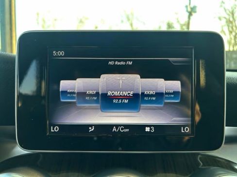 Used 2018 Mercedes-Benz C 300 C300 Sedan image 14