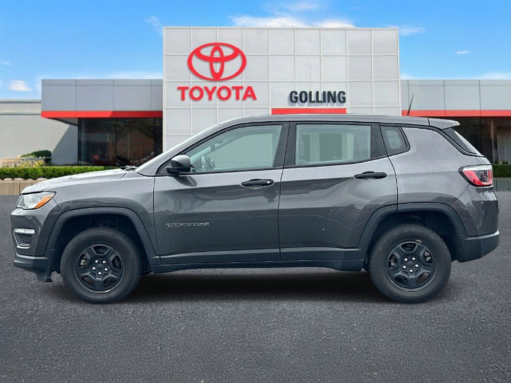 Used 2018 Jeep Compass Sport AWD/4WD image 2