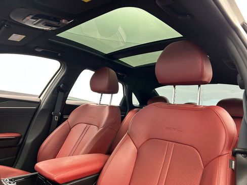 Used 2025 Kia K5 GT-Line w/ GT-Line Premium Package FWD image 12