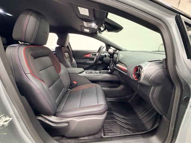 Certified 2026 Chevrolet Equinox EV RS FWD image 24