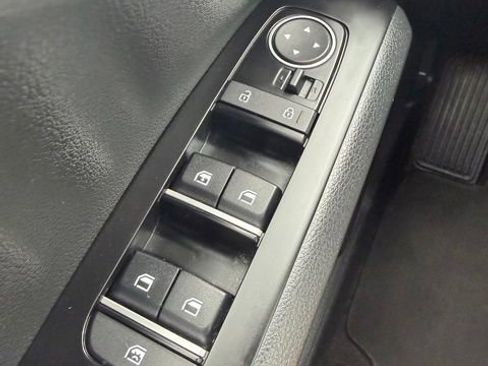 Used 2021 Kia Soul LX FWD image 17