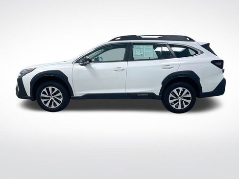 Used 2024 Subaru Outback 2.5i image 10