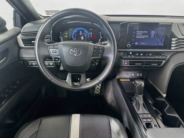 Certified 2025 Toyota Camry SE FWD image 23