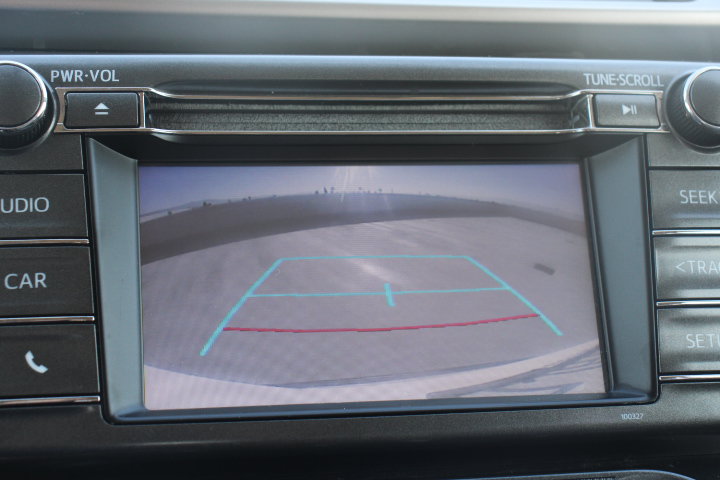 Used 2015 Toyota RAV4 LE FWD image 25
