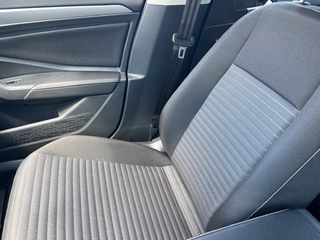 Used 2023 Volkswagen Jetta S FWD image 25