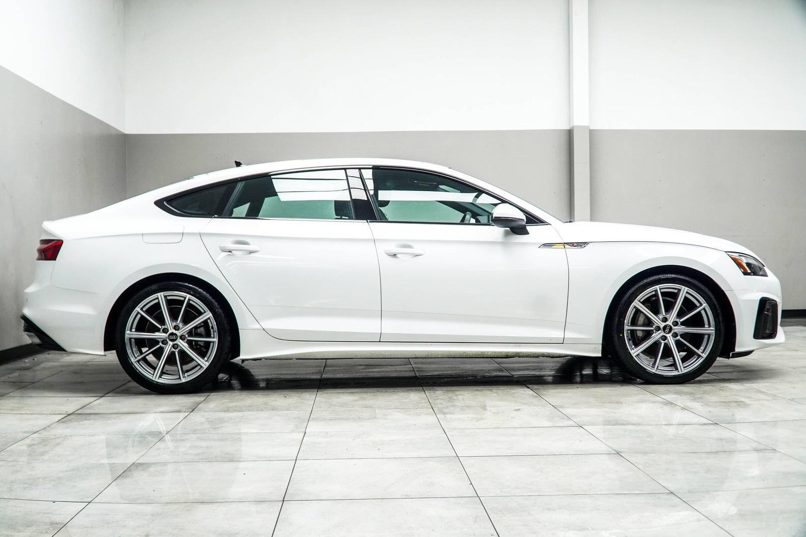 Used 2025 Audi A5 2.0T Premium AWD/4WD image 7