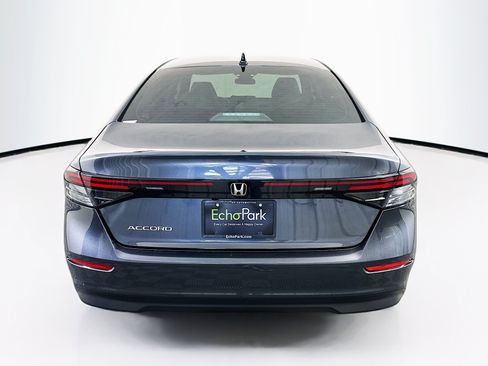 Used 2025 Honda Accord SE image 7