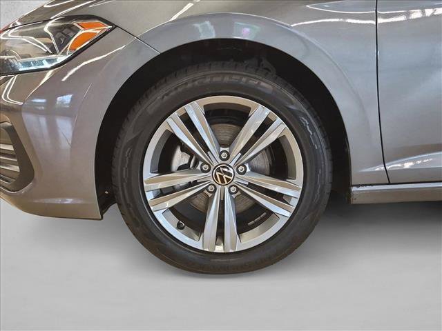 Used 2024 Volkswagen Jetta SE FWD image 22