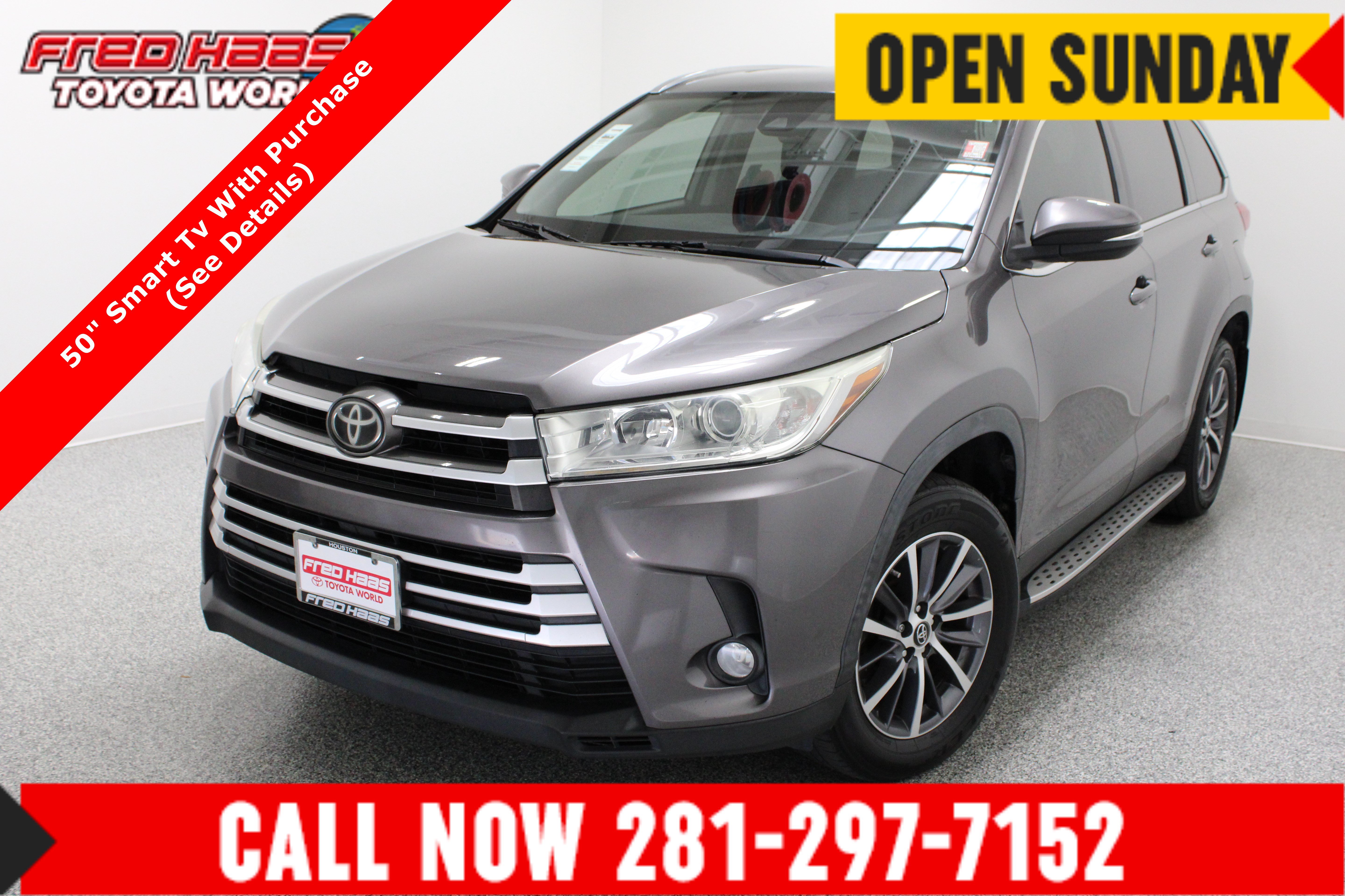 Used 2019 Toyota Highlander XLE FWD image 1