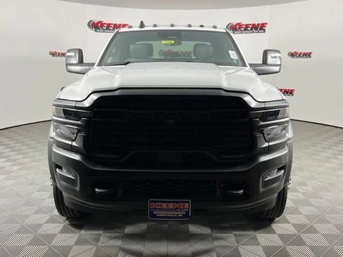 New 2026 RAM 5500 Tradesman AWD/4WD image 4