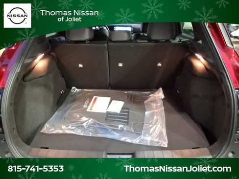 New 2026 Nissan Kicks SR w/ Cold Weather Package image 13