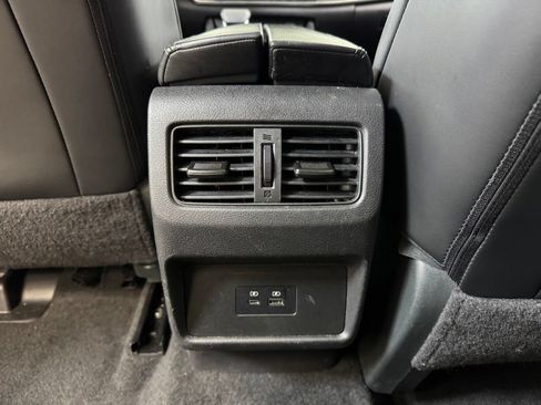 Used 2023 Nissan Rogue SV w/ SV Premium B Package AWD/4WD image 18