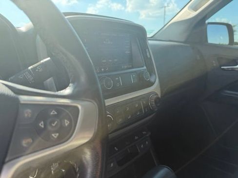 Used 2019 GMC Canyon SLT RWD image 16